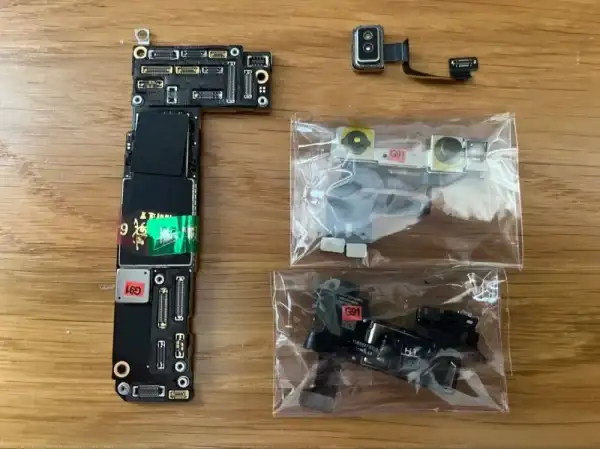 IPhone 12 Pro Logic Board A2341, A2406, A2407, A2408 - Image 2